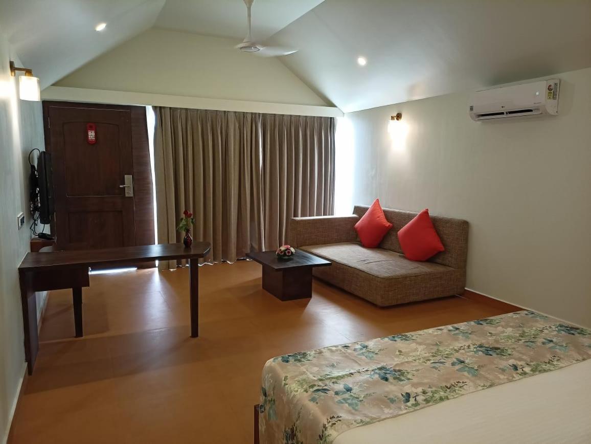 Resort Terra Paraiso Calangute Exterior photo