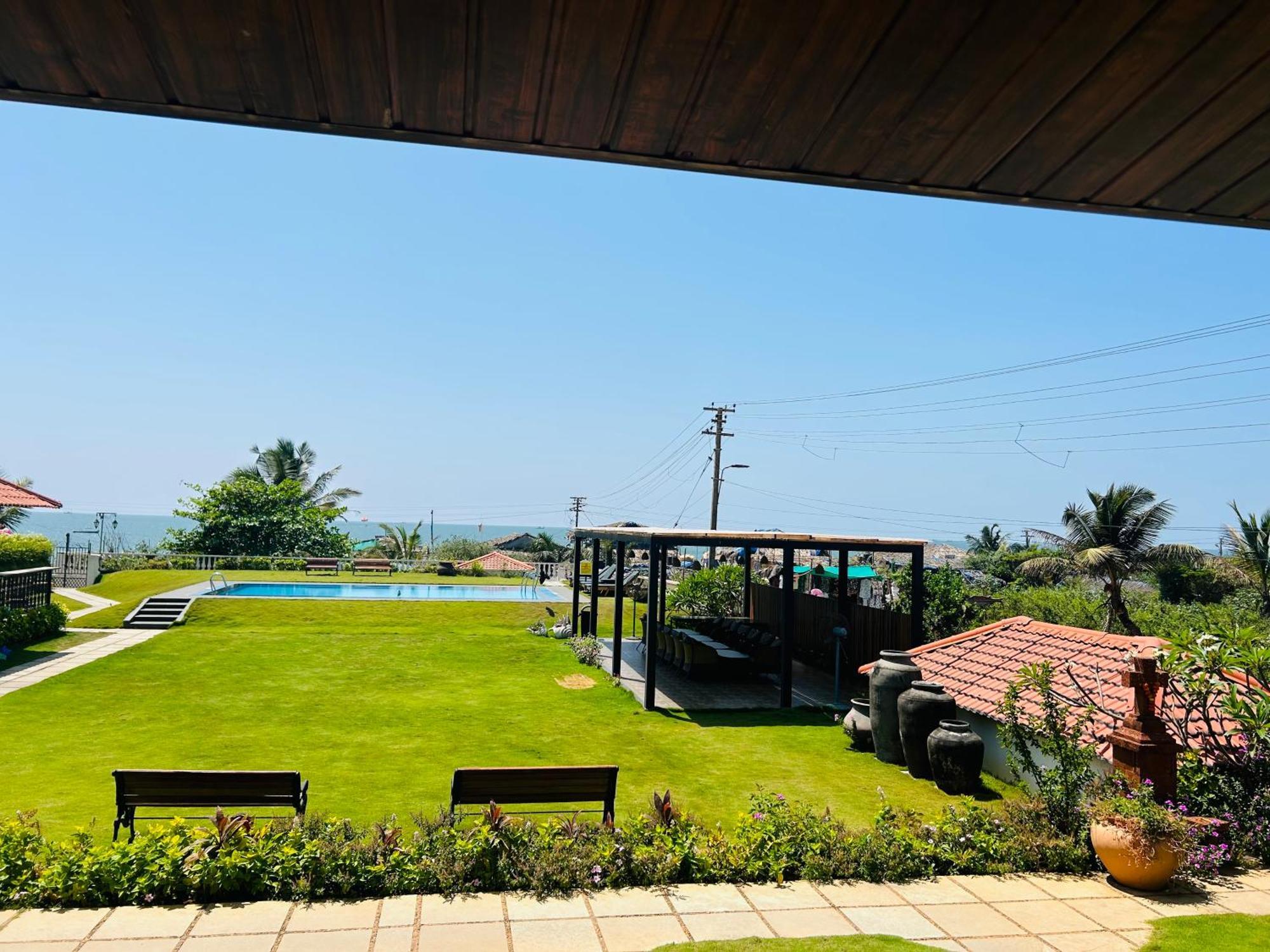 Resort Terra Paraiso Calangute Exterior photo